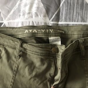 Army green jegging pants - ankled length